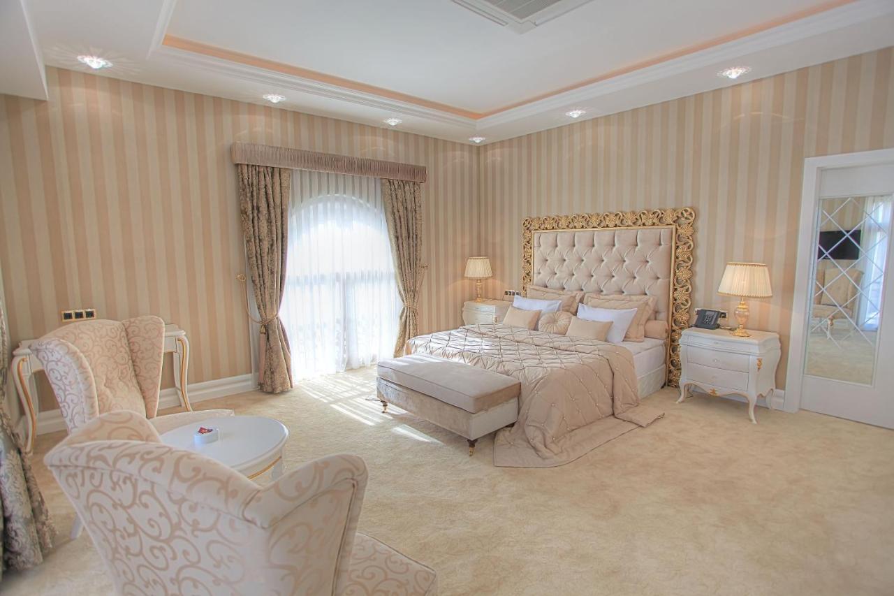 Palace 5*