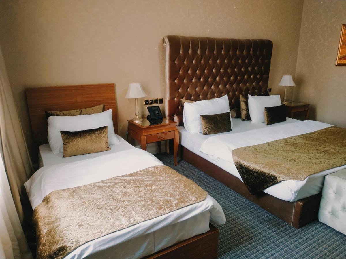 Palace Hotel